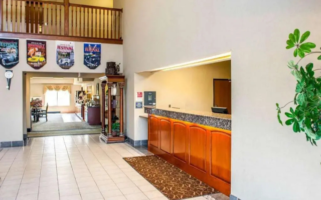 Comfort Suites Auburn