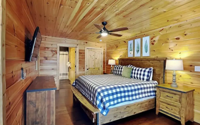 Rainbow Falls Retreat by Jackson Mountain Rentals