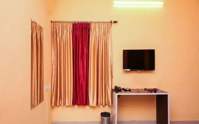 OYO Flagship 13524 Swapan Guest House