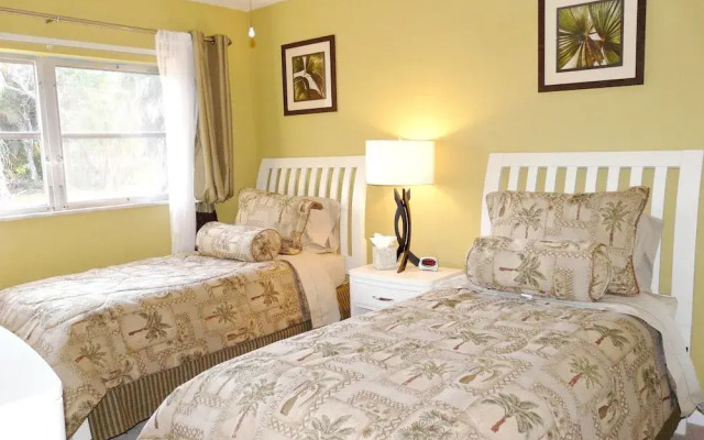 109 West Flamingo Circle