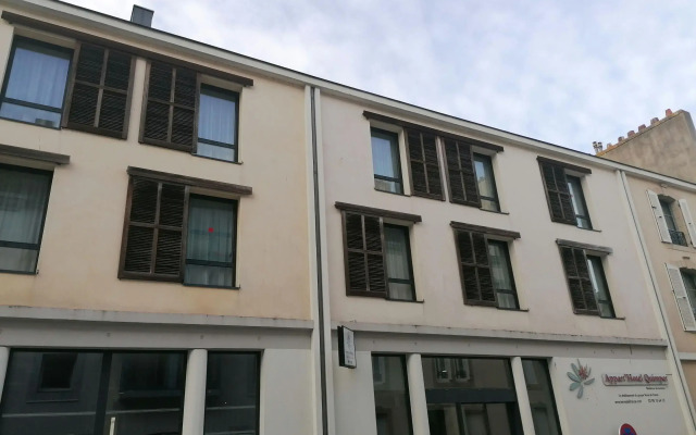 Terres de France - Appart'Hotel Quimper