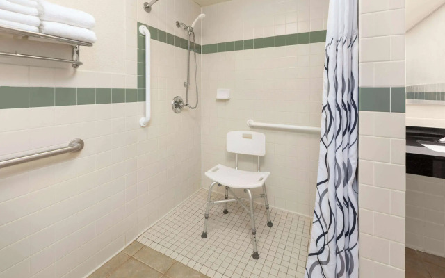 AmericInn by Wyndham Wabasha