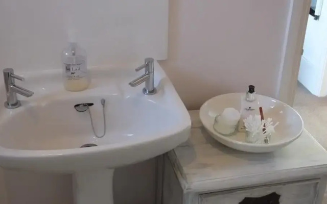 St Catherines 2 Flat 3