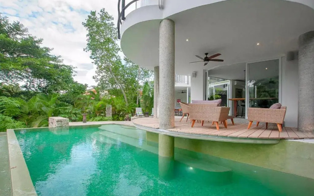 Pool House at Casa La Japiahua