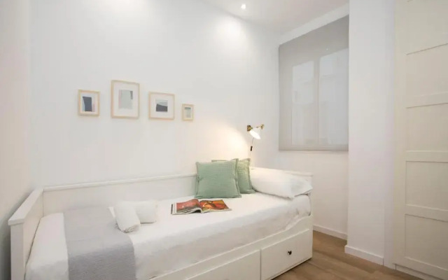 SingularStays Sorolla