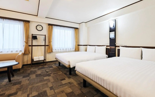 Toyoko Inn Osaka Tsuruhashi Ekimae