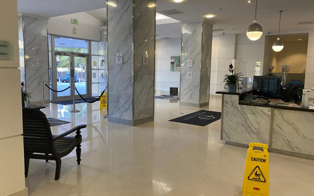Ocean Reserve Apartment