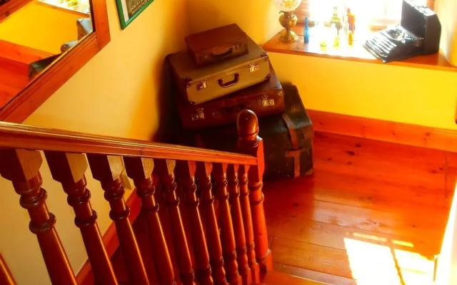 Riverside B & B