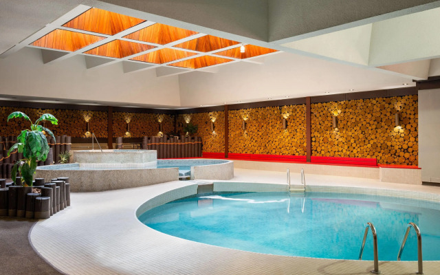 Ramada Plaza by Wyndham Regina Downtown