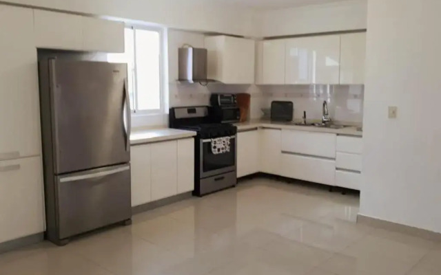 Amazing Ocean View Penthouse, 4 Bdrms, 4.5 Bths