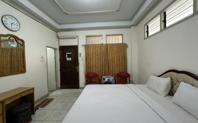 Capital O 93291 Bintang Hotel