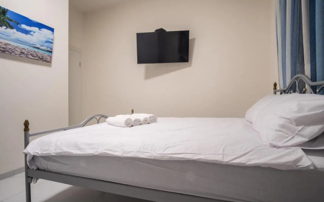 PORT CITY HAIFA - Luxury Apartments 50 mtrs From The Beach