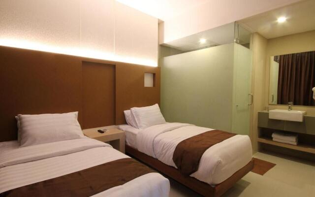 OS Hotel Airport Batam