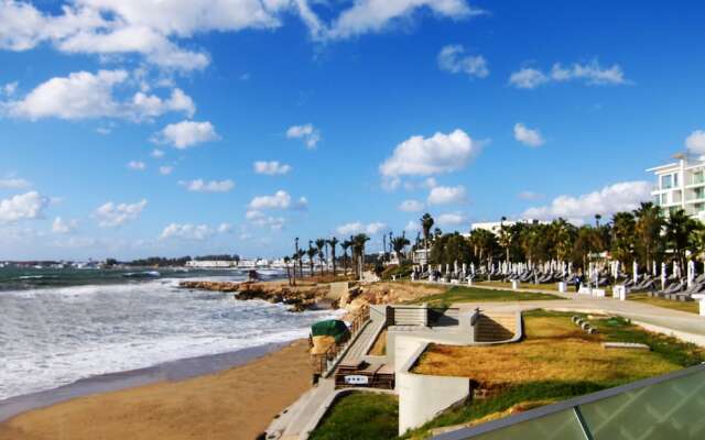 Phaedrus Living: Seaside Luxury Flat Limnaria 152