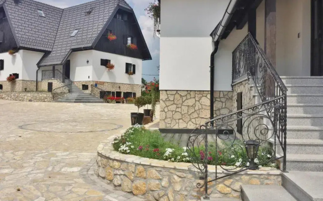 Plivica village Etno garden