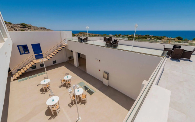 Eagles Nest Hotel