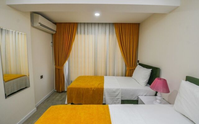 Jakuzili Mustakil Havuzlu Bati Villasi