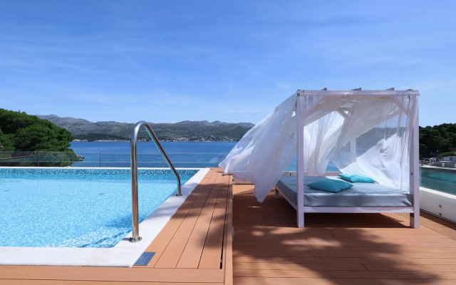 Kalamota Beach House