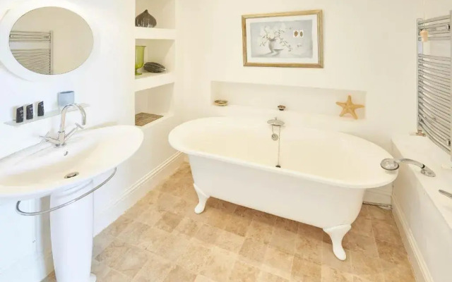 Host Stay Sea View 44