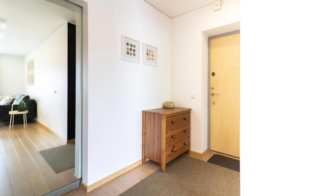 Center Apt, Covered Parking, Balcony, By Cohost