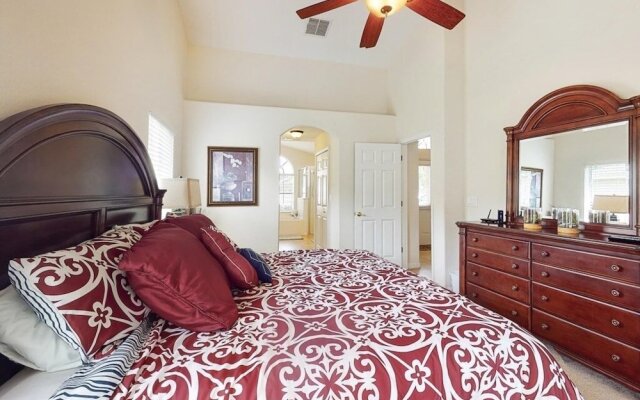 Anthea's Orange Tree 4 Bedroom Home