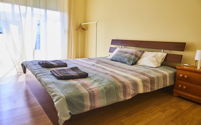 2 Bedroom Apartment Sol de Linda-a-Velha