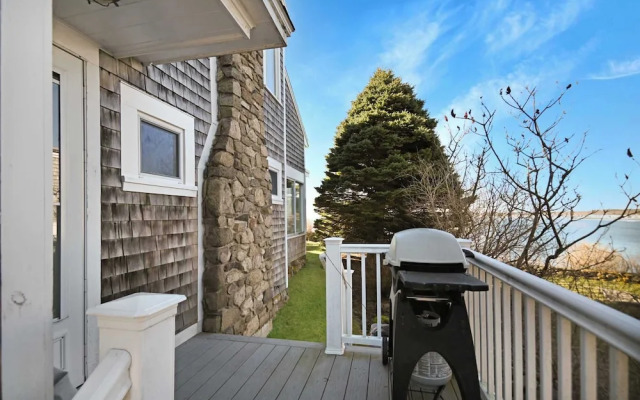 3BR Oceanfront on Nubble Cliffs!