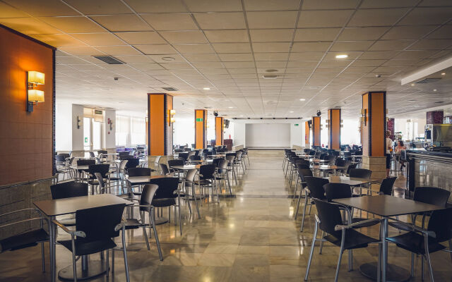 Evenia Zoraida Resort