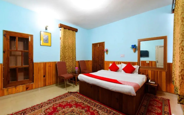 Oyo 13710 Home Cozy 2Bhk Aleo Manali