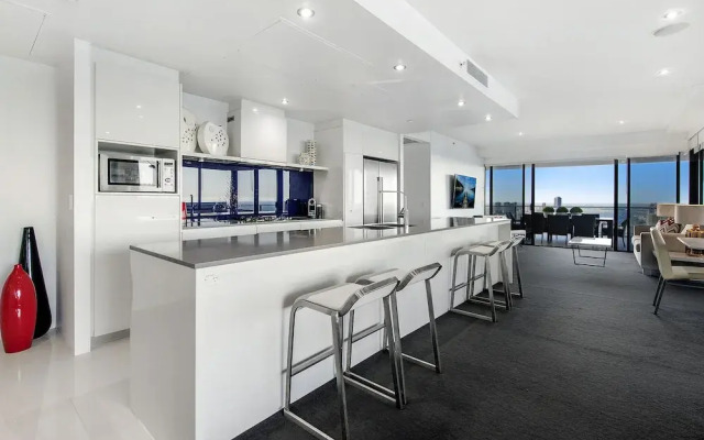 Circle on Cavill - Apartment Stay Private