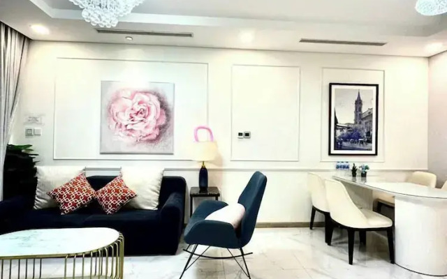 The Emerald Suites at Landmark 81