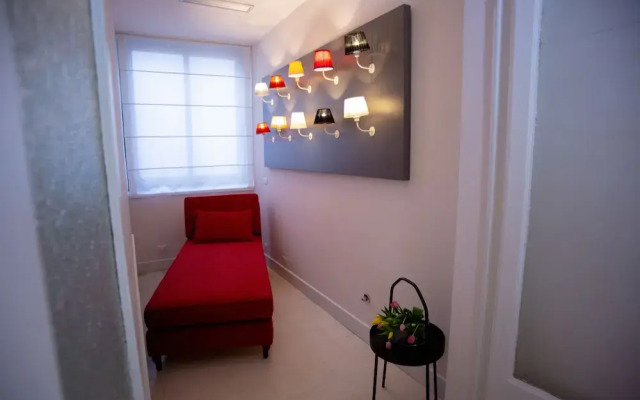 Suite 35