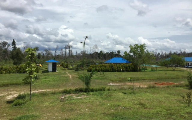 Pelangi Lake Resort and Hotel Belitung