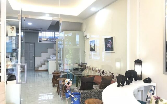 Saen Sabai Hostel