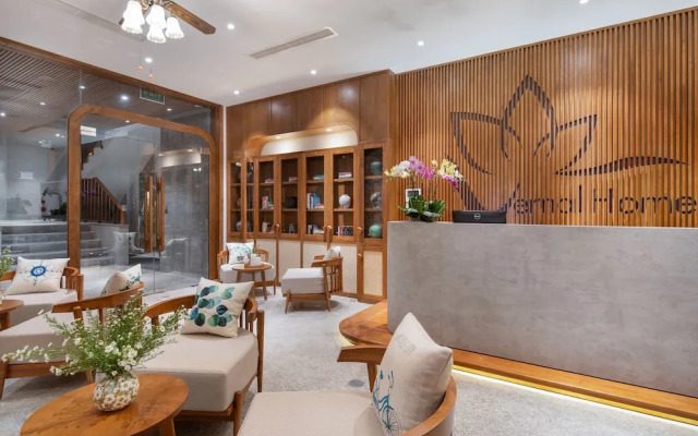 Vernalhome Boutique Danang Hotel
