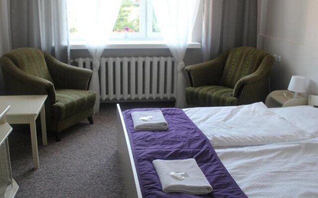 Hotel Pod Dębem