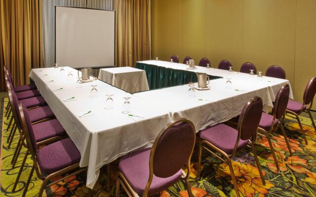 Holiday Inn Hotel & Suites North Vancouver by IHG