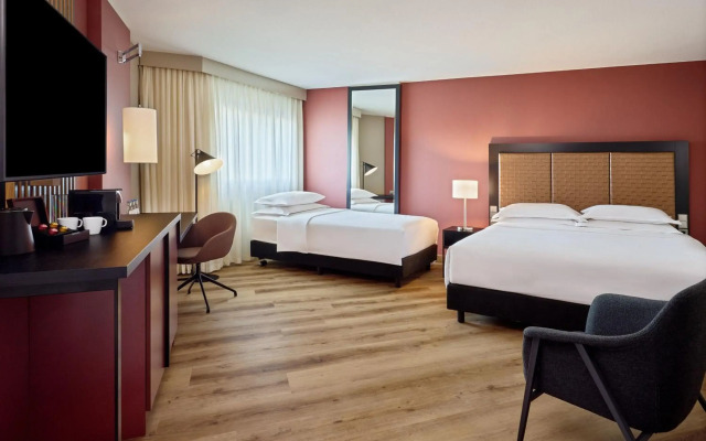 Sheraton Frankfurt Airport Hotel & Conference Center