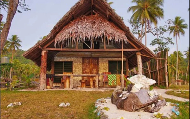 Port Olry Beach Bungalow