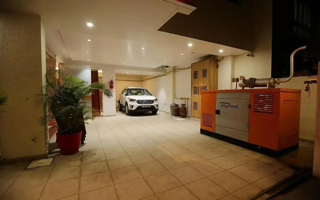 Oyo 37230 Yashraj Hotel
