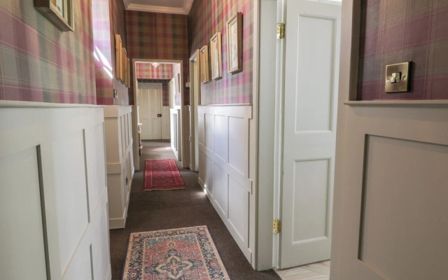 Trefoil Cottage