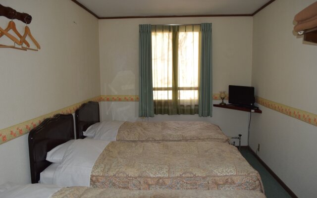 Kurumayama Kogen Guesthouse Urara
