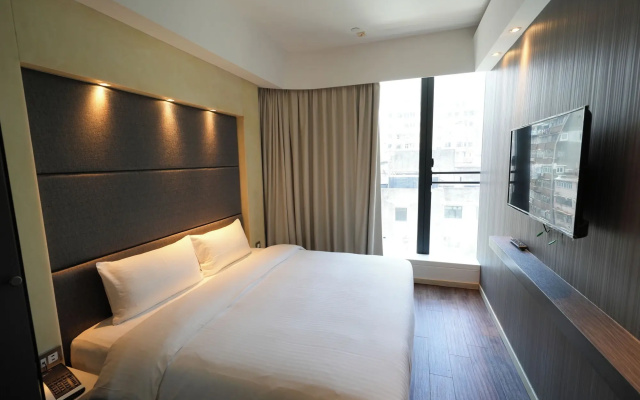 Epoch Hotel