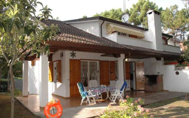 Spacious Villa on Lignano Riviera Seafront