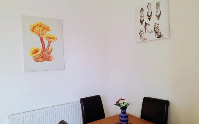 The Windsor Garden Apartment