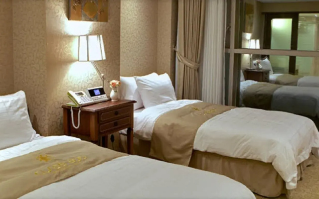 The Class 300 Hotel and Condominium
