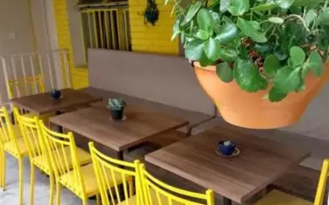 Flor de Lis Hostel