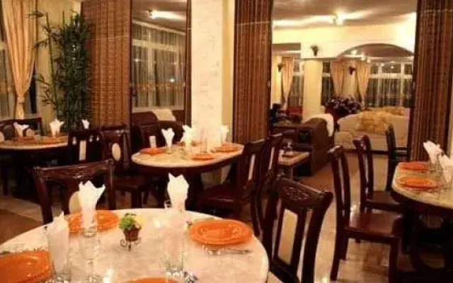 Dimitri Hotel