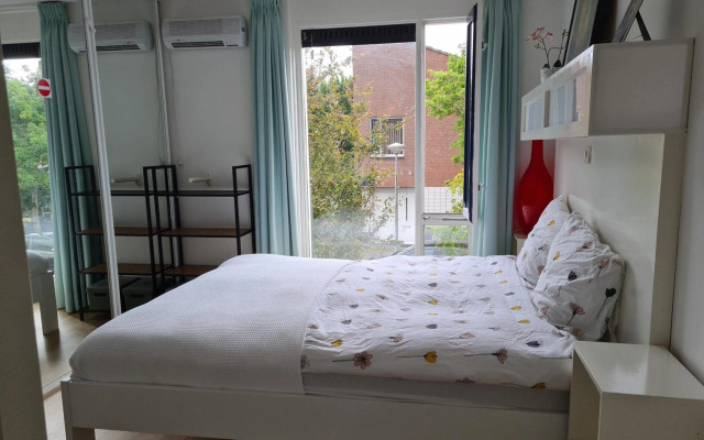 Royale en schone accommodatie met dakterras