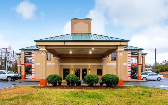 Quality Inn & Suites